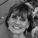 Deanna L. Tillisch headshot