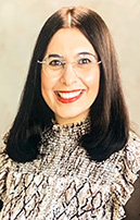 Sophia Amos headshot