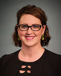 Erin LaCross headshot