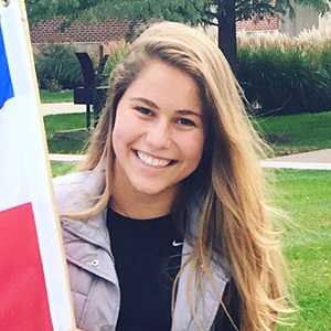 Juliana Rohrmoser headshot